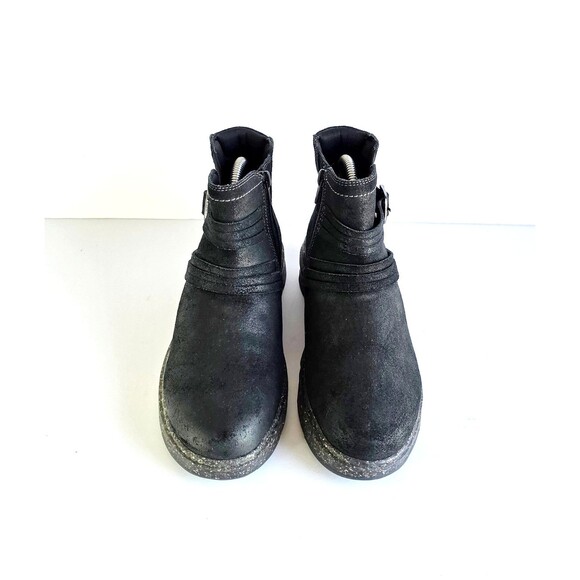 CLARKS Women's Black Suede Noralyn Strap Booties Sz 7 37.5 Comfort Casual - Picture 5 of 12